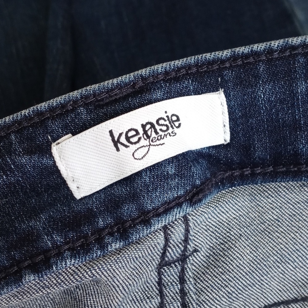 Kensie Women’s Two Tone Denim Blue Panel Straight Leg Mid Rise Jeans 2/ 26 - Picture 4 of 14
